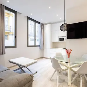 Minty - La Merced Apartamento